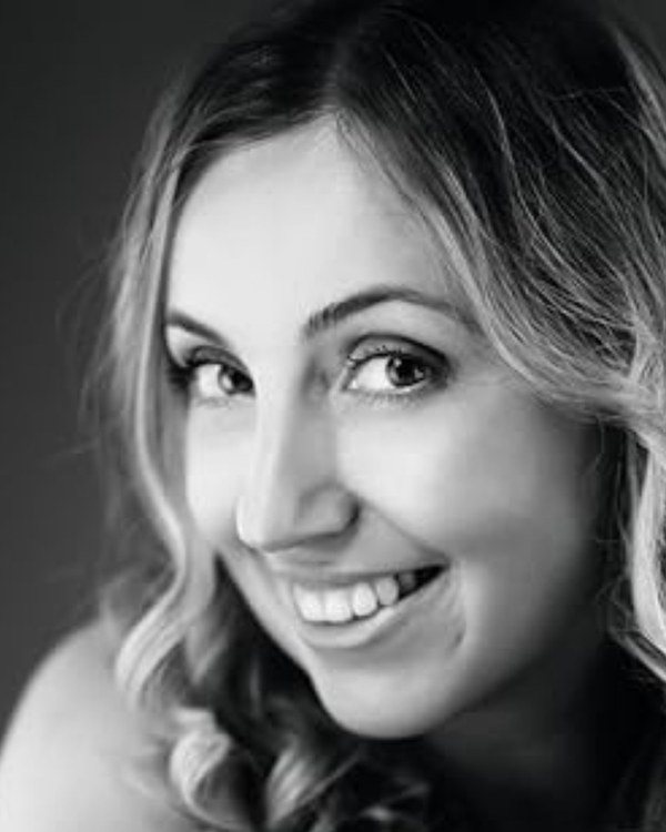 Žana Poliakov – Kin 154, Beli Spektralni Čarobnjak